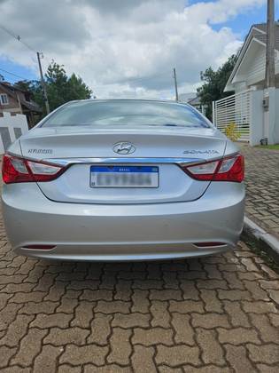 HYUNDAI SONATA 2.4 MPFI I4 16V 182CV GASOLINA 4P AUTOMÁTICO HYUNDAI SONATA 2.4 MPFI I4 16V 182CV GASOLINA 4P AUTOMÁTICO